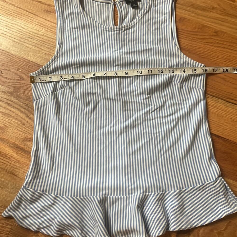 Ann Taylor factory striped peplum sleeveless top size medium - Picture 6 of 7